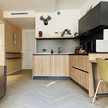 Muros - City Modern Living In ترينتو المظهر الخارجي الصورة